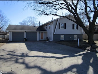 108 Meadow Ln, Iowa Falls, IA 50126