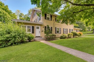 132 Hollywood Ave, Ho-Ho-kus, NJ 07423