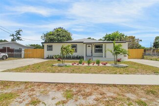 2840 NW 171st St, Miami Gardens, FL 33056