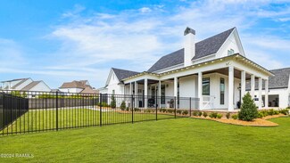 101 Fox Tail Trail, Youngsville, LA 70592