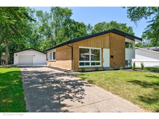 337 Winnebago St, Park Forest, IL 60466