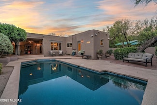 1907 N King St, Tucson, AZ 85749