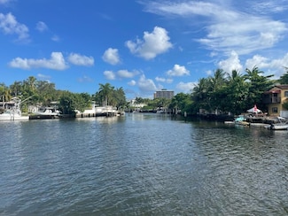860 NE 78th St Unit 203, Miami, FL 33138