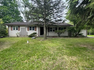 1396 Westerrace Dr, Flint, MI 48532