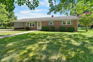 446 Montview Dr, Abingdon, VA 24210