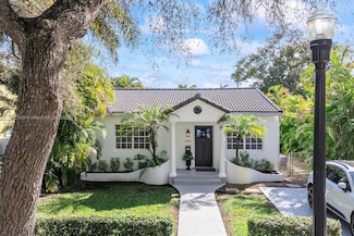1934 Jefferson St, Hollywood, FL 33020