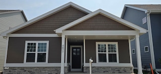4877 Tat Soi Rd, Fitchburg, WI 53711