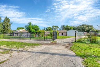 4905 26th Ave E, Bradenton, FL 34208