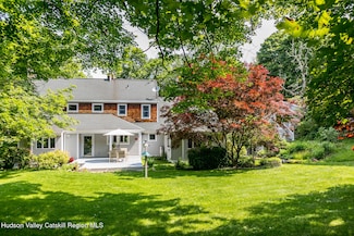 94 Old Albany Post Rd, Rhinebeck, NY 12572