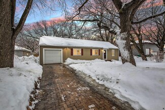 8271 Taylor St NE, Minneapolis, MN 55432