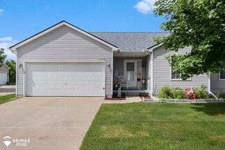 9319 Orchard Ct Unit 13, Davison, MI 48423