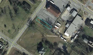 1258 Rev J L Mills Sr Way, Macon, GA 31201