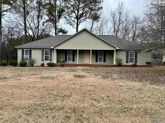 1409 Ponderosa Ave, Albertville, AL 35950