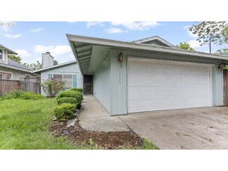 5529 SE Knapp St, Portland, OR 97206