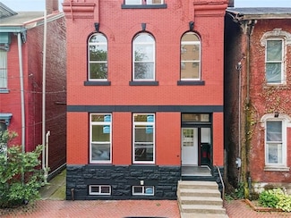 1005 Sheffield St, Pittsburgh, PA 15233