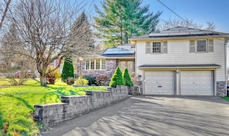 11 Granite St, Dedham, MA 02026