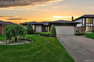 42471 Arcadia Dr, Sterling Heights, MI 48313