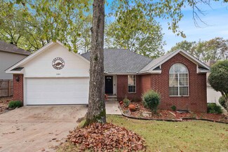 11801 Shady Ridge Dr, Little Rock, AR 72211