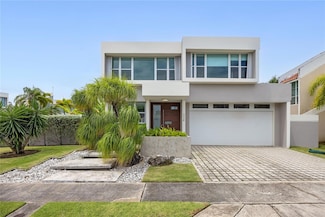 P-25 Delfin St, Dorado, PR 00646