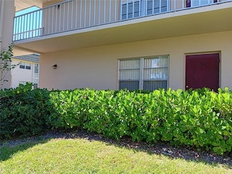 18 Vista Gardens Trail Unit 102, Vero Beach, FL 32962