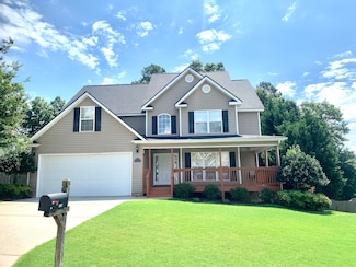 7516 Passport Dr, Ooltewah, TN 37363
