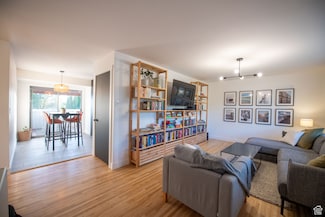 757 N Hill Blvd, Layton, UT 84041