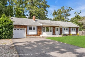 25 Bobwhite Ct, Forked River, NJ 08731