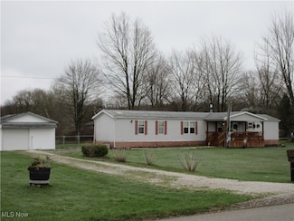 4546 Pymatuning Lake Rd, Andover, OH 44003