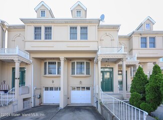 21 Cobblers Ln, Staten Island, NY 10304