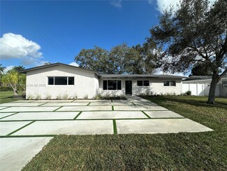 2321 NW 114th Terrace, Pembroke Pines, FL 33026