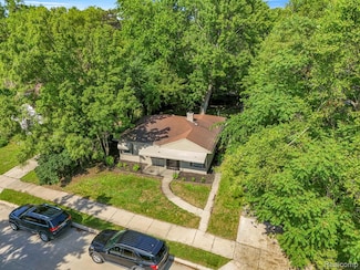 5228 Fletcher St, Wayne, MI 48184