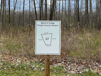 3381 Rivers Edge Dr, Royalton Township, MI 49085