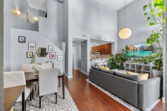 8725 Tribeca Cir, San Diego, CA 92123