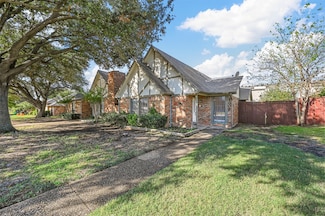 4006 Saint Christopher Ln, Dallas, TX 75287