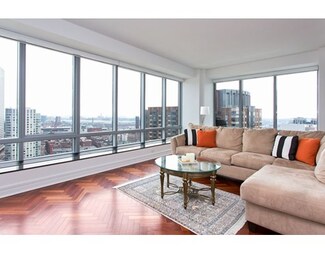 2 Avery St Unit 27H, Boston, MA 02111