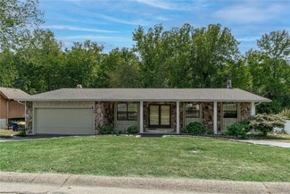 1628 Saint Marys Ln, Festus, MO 63028