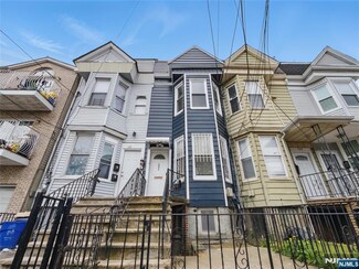 121 Kearney Ave Unit 5, Jersey City, NJ 07305