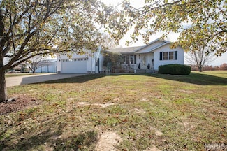 203 W Lehnhoff Dr, Belle, MO 65013