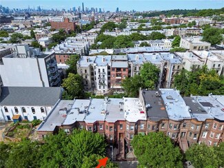 419 50th St, Brooklyn, NY 11220