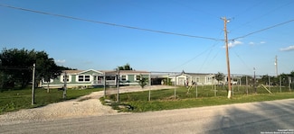 162 Sassman Rd, Marion, TX 78124