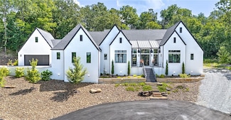 2534 N Fox Trail, Fayetteville, AR 72703