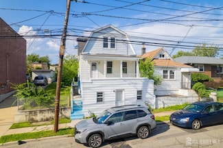 360 Alpine St, Perth Amboy, NJ 08861