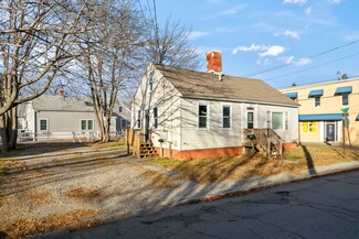 28 Elm St, Brunswick, ME 04011