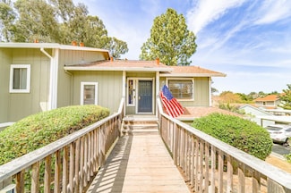 3264 Monika Ln, Hayward, CA 94541