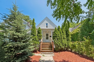 1615 Dodge Ave, Evanston, IL 60201