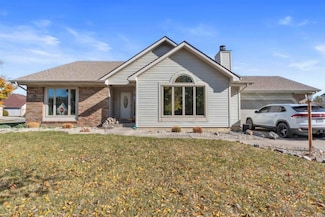 8934 Stoneridge Ct, Fort Wayne, IN 46825