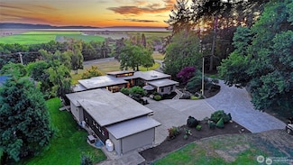 28407 Pioneer Hwy, Stanwood, WA 98292