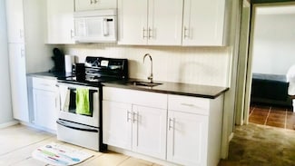 5908 Kiam St Unit 3, Houston, TX 77007