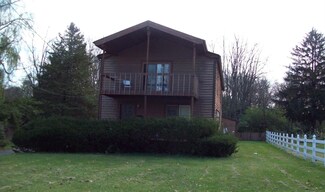 140 Rosewood Dr, Dayton, OH 45415