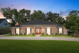 322 N Wilcrest Dr, Houston, TX 77079